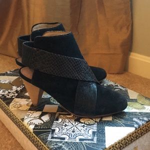 Matt Bernson Black Suede and Leather booties